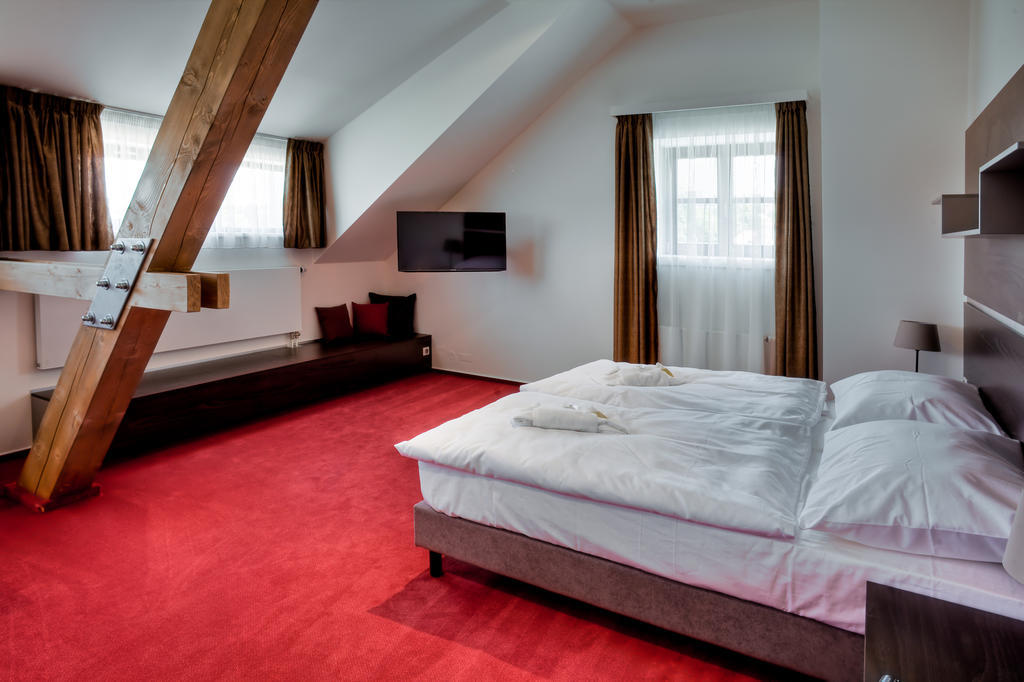 Hotel Zamecka Sypka Blansko Zimmer foto